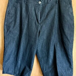 Cato Charcoal Denim Shorts size 16 very sharp!